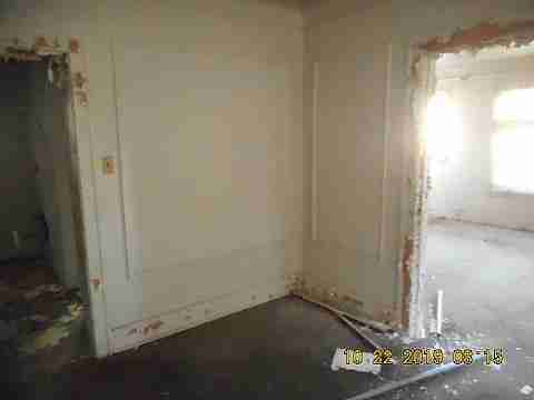 2675 Glendale (19)_m.jpg